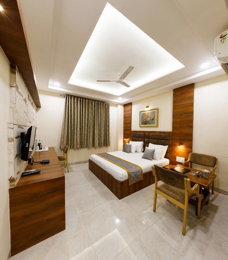 Hotel Highway King ชัยปุระ ภายนอก รูปภาพ